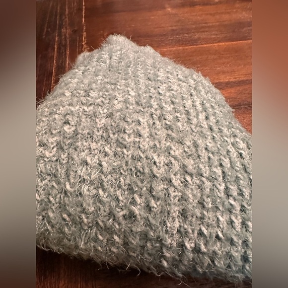 SO Sweater Soft & Fuzzy Gorgeous Light Green Sz Lg Academia Preppy - Picture 3 of 9